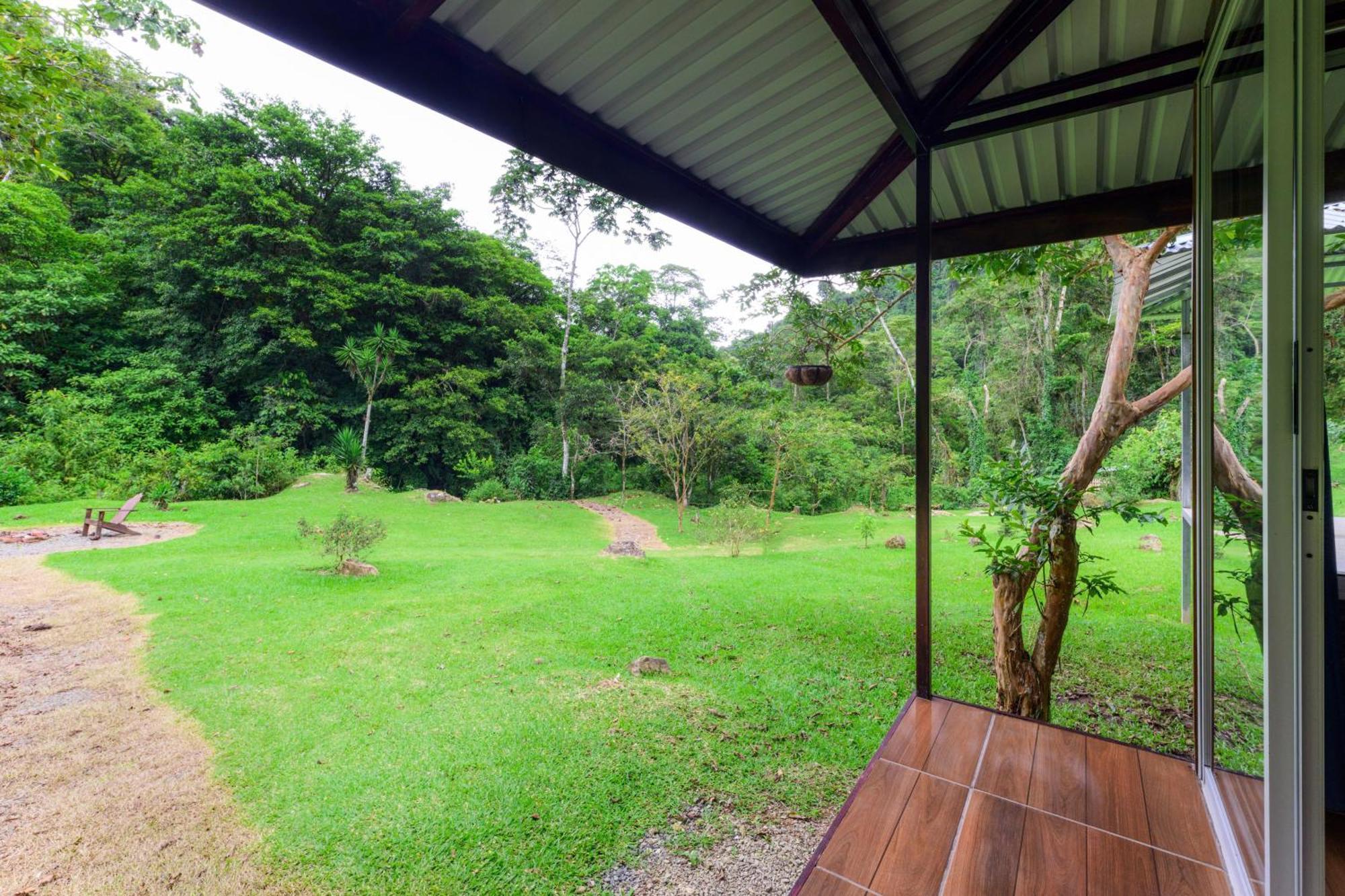 Hotel Rivel - Restaurant & Nature Retreat Turrialba Exterior photo